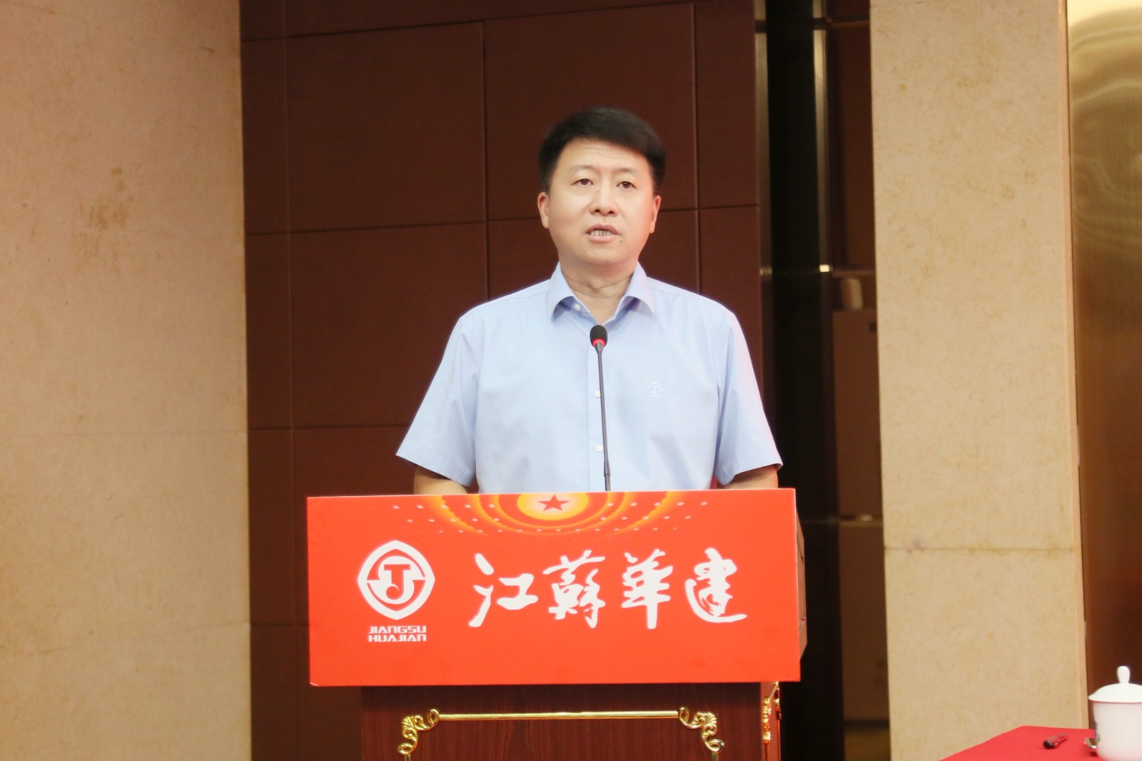 吴碧桥特写.jpg